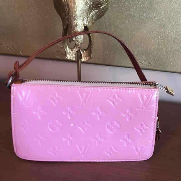Louis Vuitton | Bags | Louis Vuitton Monogram Vernis Lexington Pochette |  Poshmark